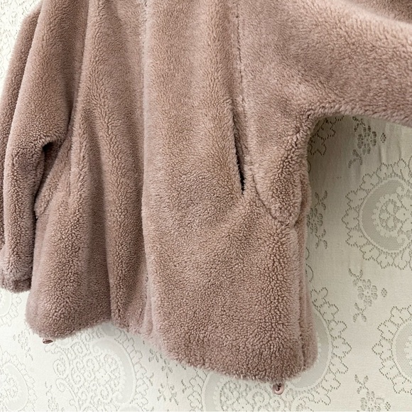 ASM ANNA Australian Wool Oversized Teddy Jacket with Hoodie - Picture 3 of 16